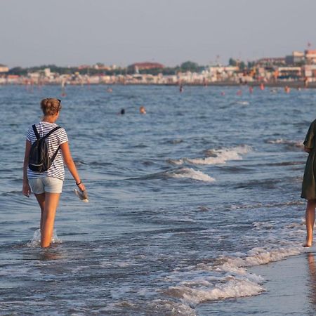 Апартаменты A 3 Passi Dal Mare Кьоджа Экстерьер фото